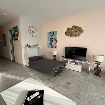 Grand Studio Localisation Ideale Antibes Esterno foto