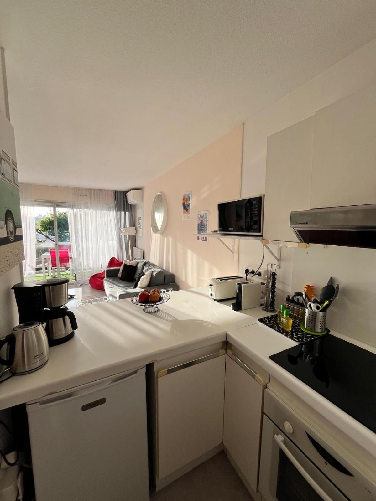 Grand Studio Localisation Ideale Antibes Esterno foto